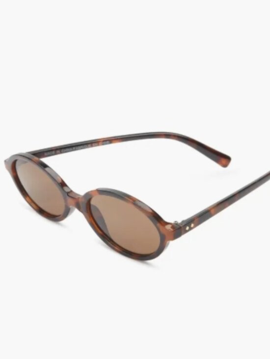 90s Slim Oval Acetate Sunglasses Brown Tortoise Frames Bp.